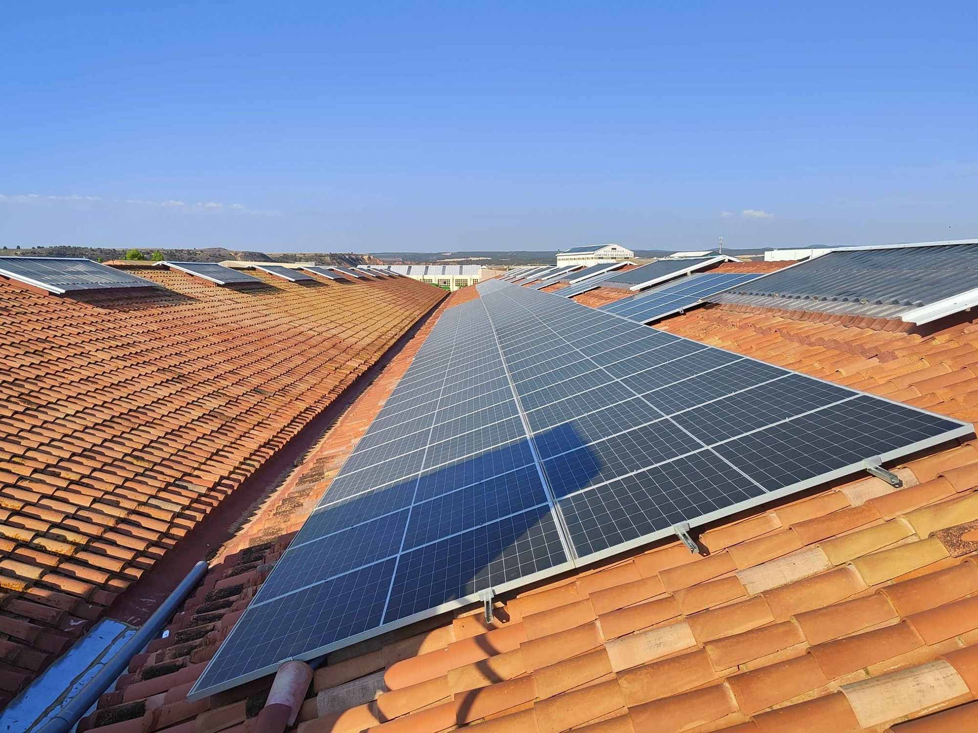 Placas solares en FANDOS Teruel